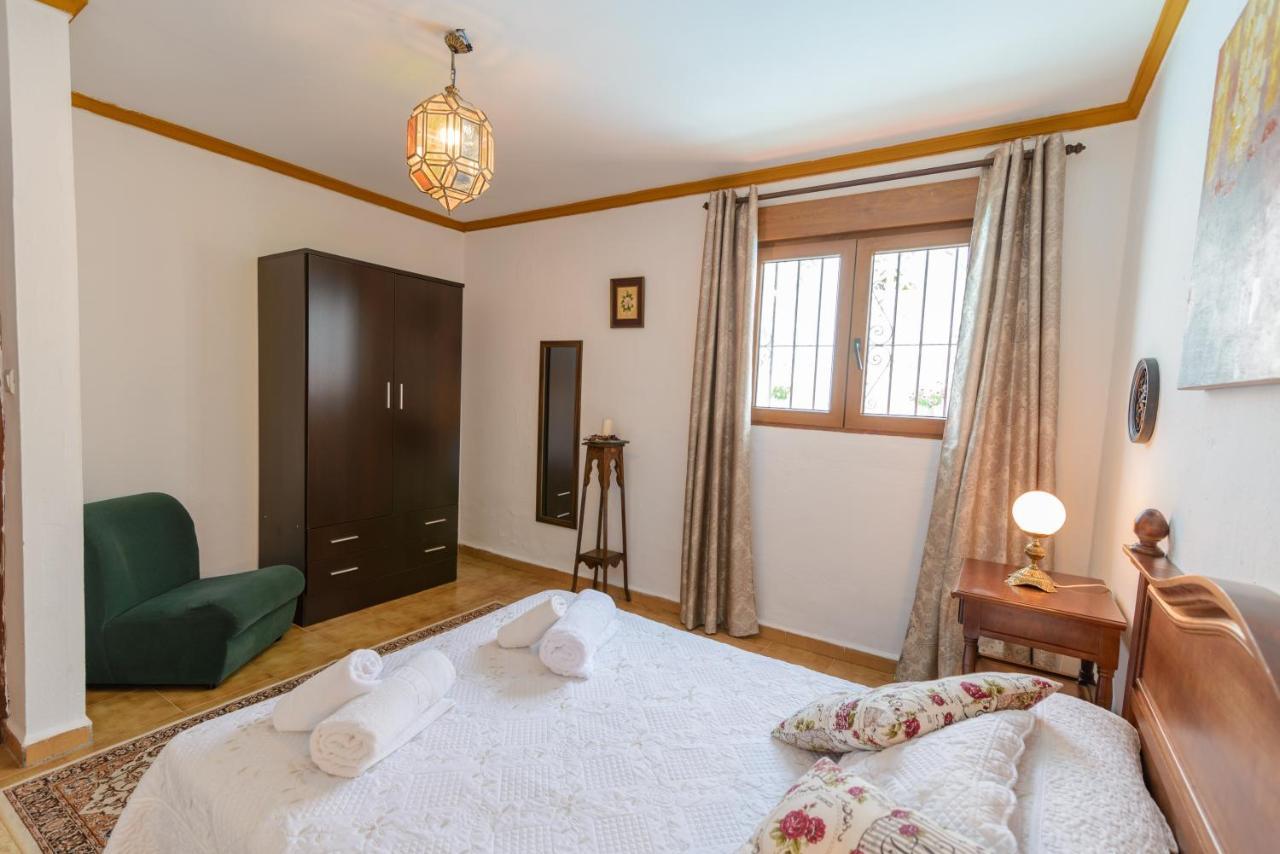 Casa Patio De Los Naranjos Piscina Privada Alcaucín Екстериор снимка