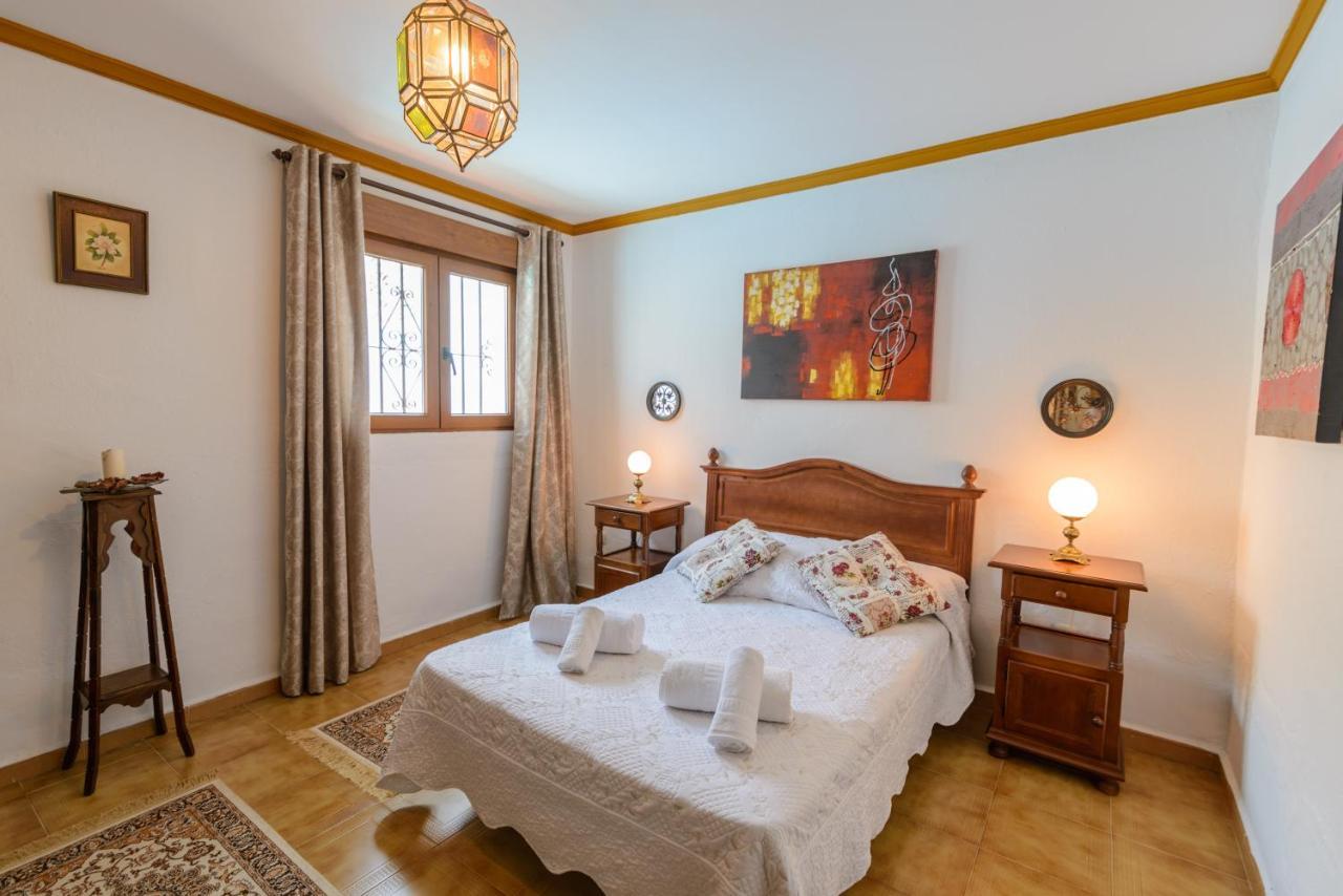 Casa Patio De Los Naranjos Piscina Privada Alcaucín Екстериор снимка