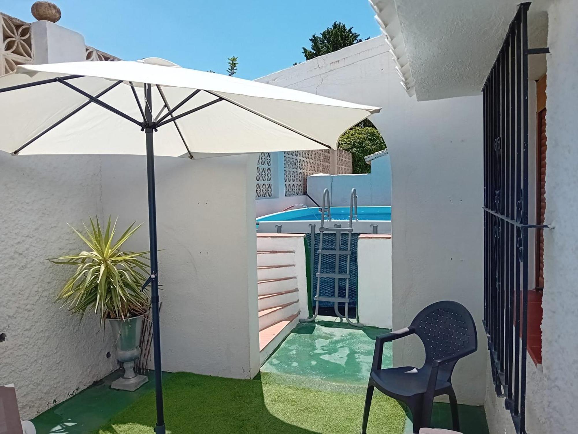 Casa Patio De Los Naranjos Piscina Privada Alcaucín Екстериор снимка